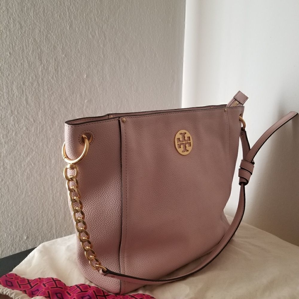 Tory Burch Carson Shoulder Bag - Picture 3 of 11
